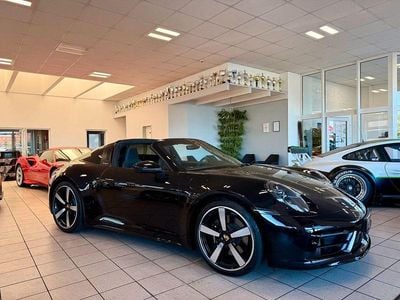 Gebraucht Porsche 911 Targa 4S 450 PS (330 kW) 2023 Tiefschwarz Cabrio