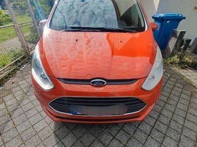 Gebraucht Ford B-MAX Titanium 95 PS (69 kW) 2013 Rot Van / Kleinbus
