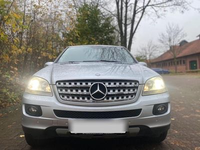 Mercedes ML320