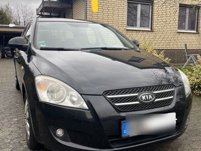 gebraucht Kia Ceed Benzin und Gas (LPG)