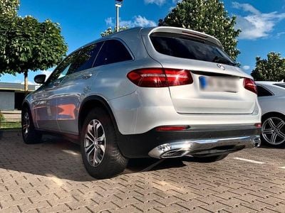 Mercedes GLC250