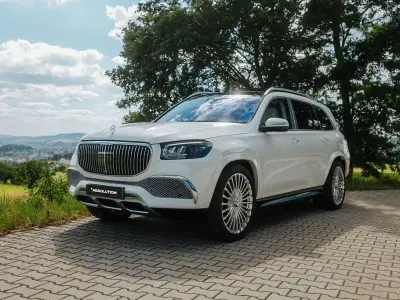 Gebraucht Mercedes GLS600 Maybach 557 PS (409 kW) 2023 Weiß SUV