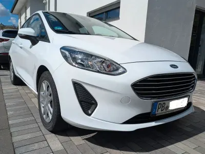 Gebraucht Ford Fiesta 71 PS (52 kW) 2018 Weiß Kleinwagen