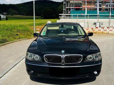 BMW 740