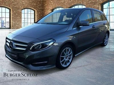 Usata Mercedes B180 122 CV (89 kW) 2018 Grigio Monovolume