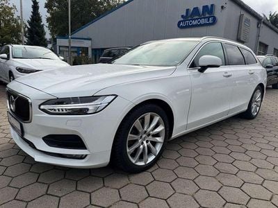 Begagnad Volvo V90 Momentum 235 HK (172 kW) 2017 Vit Kombi