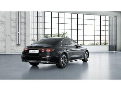 Usata Mercedes E300 Premium Plus 313 CV (230 kW) 2025 Nero Berlina