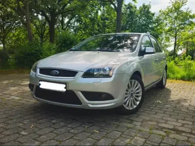 Gebraucht Ford Focus 145 PS (106 kW) 2007 Silber Limousine