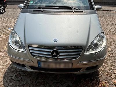 Mercedes A200