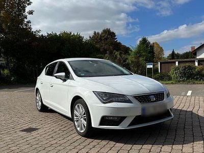 Weiß Gebraucht 2017 Seat Leon XCELLENCE Limousine | 14.250 € (Fairer Preis)