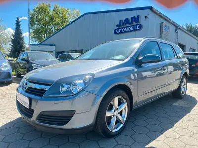 Gebraucht Opel Astra Edition 90 PS (66 kW) 2006 Moonlandgrau m2 Kombi