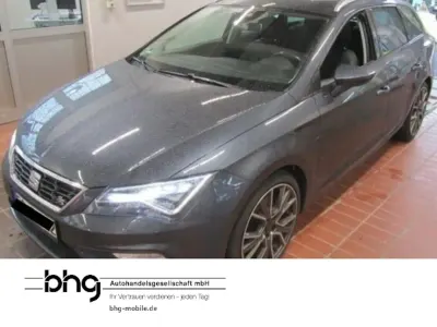 Gebraucht Seat Leon FR 190 PS (139 kW) 2019 Grau Limousine