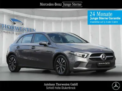 Gebraucht Mercedes A180 116 PS (85 kW) 2023 Grau Limousine