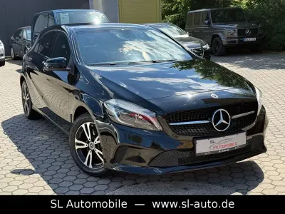 Gebraucht Mercedes A180 Urban 122 PS (89 kW) 2017 Schwarz Kleinwagen