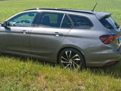 Gebraucht Fiat Tipo S 120 PS (88 kW) 2019 Grau Kombi