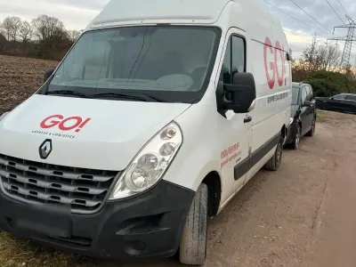 Używany Renault Master 125 KM (91 kW) 2011 Biały Minivan