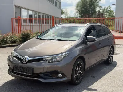 Gebraucht Toyota Auris Touring Sports Edition-S 116 PS (85 kW) 2018 Gold Kombi