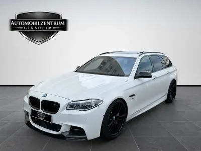 Gebraucht BMW 550 381 PS (280 kW) 2014 Alpinweiss iii Kombi
