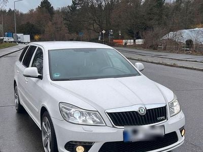 Usado Skoda Octavia RS 200 HP (147 kW) 2010 Branco Carrinha