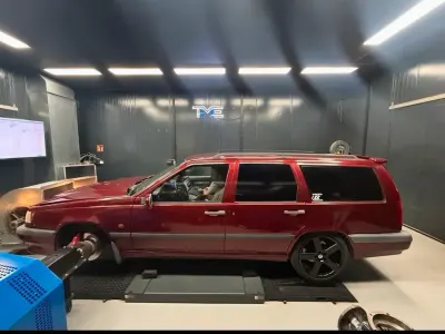 Gebraucht Volvo 850 430 PS (316 kW) 1995 Kombi
