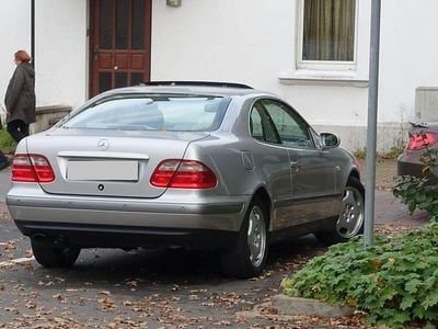 Mercedes CLK320