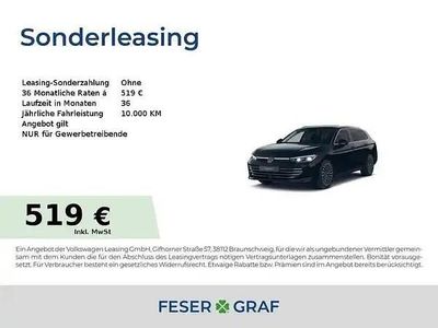 Grenadillschwarz metallic Neu 2025 VW Passat Elegance Kombi | 55.990 € (Etwas zu teuer)