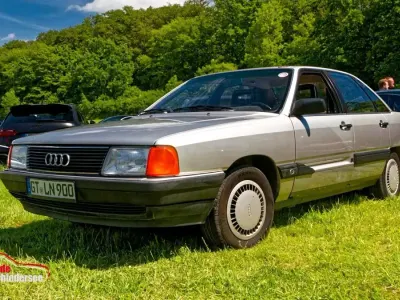 Gebraucht Audi 100 75 PS (55 kW) 1986 Gold Limousine