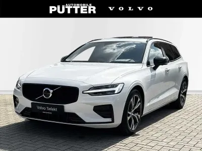 Gebraucht Volvo V60 145 PS (106 kW) 2025 Kombi