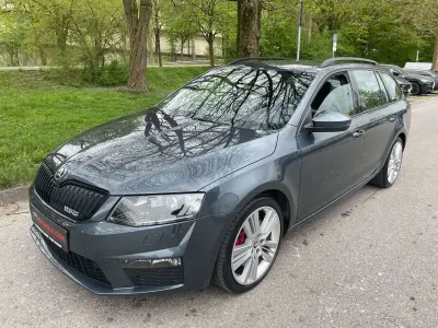 Gebraucht Skoda Octavia RS 184 PS (135 kW) 2016 Grau Kleinwagen