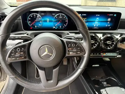 Gebraucht Mercedes A180 Style 116 PS (85 kW) 2020 Silber Limousine