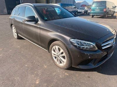 Gebraucht Mercedes C220 194 PS (142 kW) 2020 Grau Kombi
