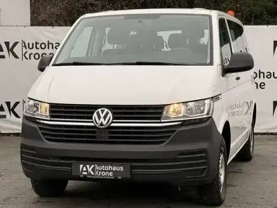 Używany VW Caravelle Trendline 110 KM (80 kW) 2021 Biały Van