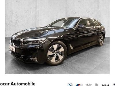 Schwarz Gebraucht 2022 BMW 520 Efficient Dynamics Kombi | 30.470 € (Superpreis)
