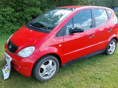 Gebraucht Mercedes A160 Classic 102 PS (75 kW) 2000 Rot Kleinwagen
