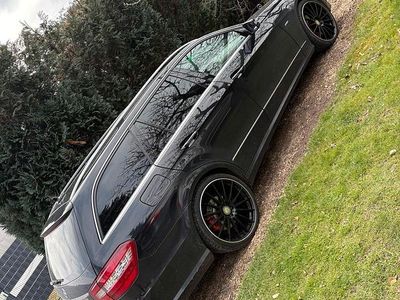 Gebraucht Mercedes E350 265 PS (194 kW) 2011 Schwarz Kombi