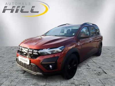 Gebraucht Dacia Jogger Extreme 110 PS (80 kW) 2025 Terracottabraun metallic Van / Kleinbus