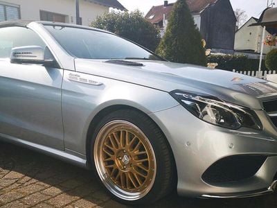 Gebraucht Mercedes E220 AMG 186 PS (136 kW) 2016 Grau Cabrio