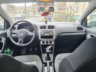 Silber Gebraucht 2011 VW Polo Trendline Limousine | 4.100 € (Fairer Preis)