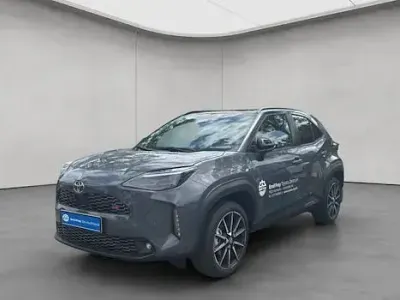 Gebraucht Toyota Yaris Cross Sport 131 PS (96 kW) 2025 Grau SUV