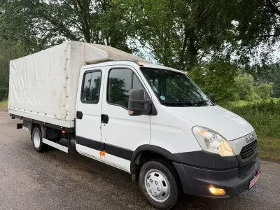 Gebraucht Iveco Daily 170 PS (125 kW) 2014 Weiß Van / Kleinbus