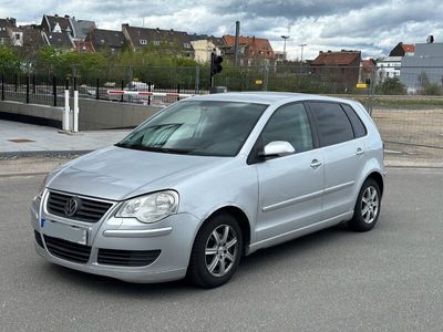 gebraucht VW Polo 9n 1.4tdi Bluemotion/Tüv/Klima/Scheckheft/8Fach Bereifung