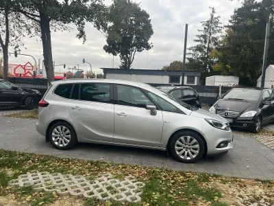 Gebraucht Opel Zafira 103 PS (75 kW) 2018 Silber Van / Kleinbus