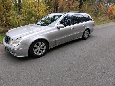 Mercedes E320