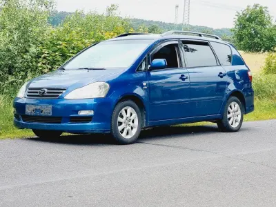 Gebraucht Toyota Avensis Verso 116 PS (85 kW) 2004 Blau Van / Kleinbus