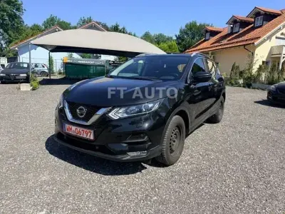 Gebraucht Nissan Qashqai Acenta 116 PS (85 kW) 2018 Schwarz SUV