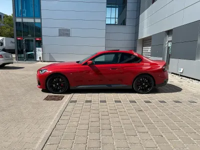 Gebraucht BMW 220 M Sport 183 PS (134 kW) 2022 Rot Coupé