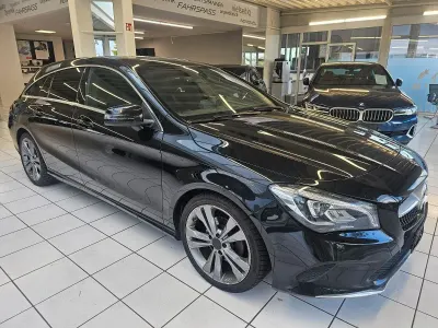 Gebraucht Mercedes CLA180 109 PS (80 kW) 2018 Schwarz Coupé