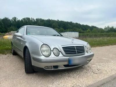 Gebraucht Mercedes CLK230 193 PS (141 kW) 1998 Silber Coupé