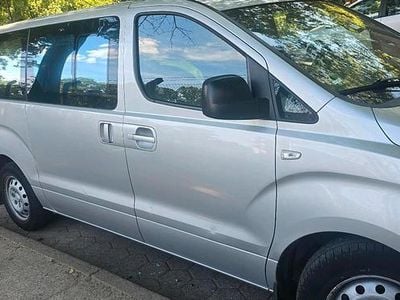 Hyundai H-1