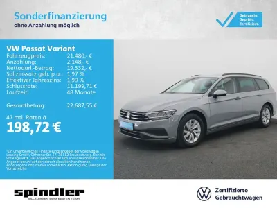 Gebraucht VW Passat Basis 150 PS (110 kW) 2023 Mondsteingrau Kombi